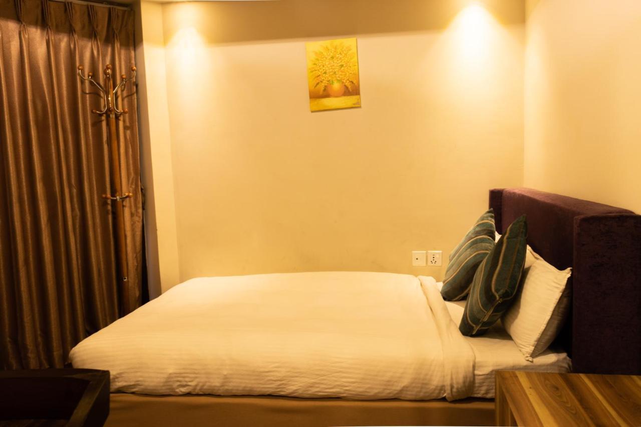 Classic Serviced Apartments Jawlakhel Exterior foto